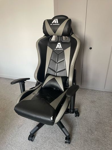 gaming chair