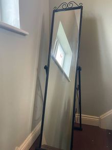 Lomg standing mirror