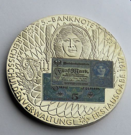 Antique German banknotes & commemorative bank note coins in wood case