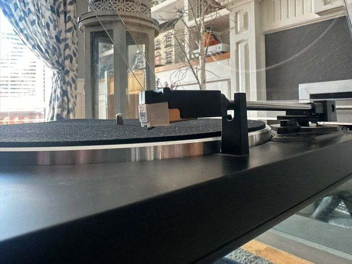Audio Technica ATLP60XBT turntable