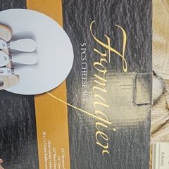 5 pcs cheese set.