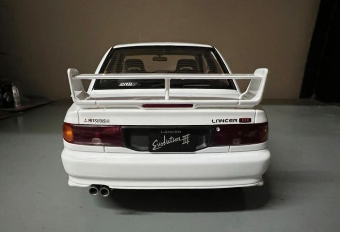 Mitsubishi Lancer Evo 3 1995 - Ottomobile - 1/18 - New In Box