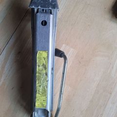 Audi A4 (BG3) OEM emergency scissor jack