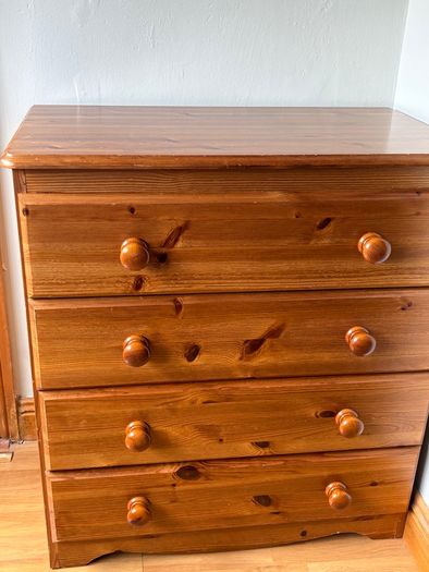 Chest of drawers