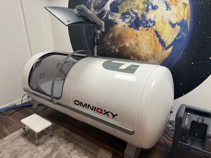 Used Hyperbaric Chamber Optimo Model - Available for Immediate Sale