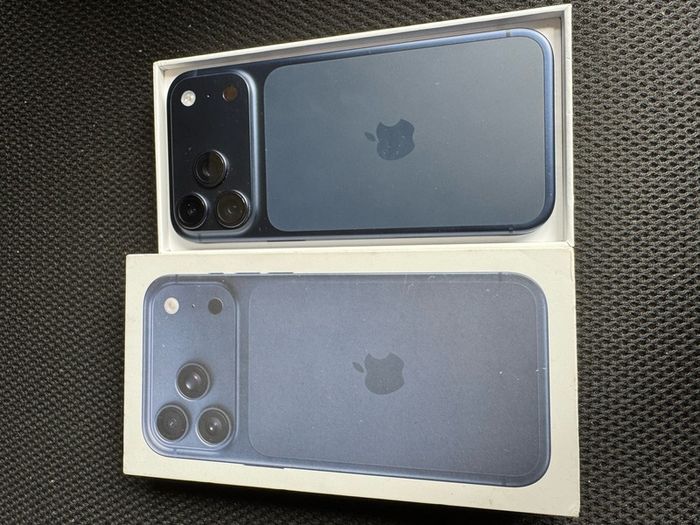Iphone 17 pro max 256gb Grade A+