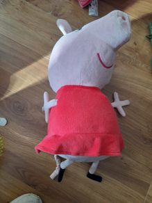 Large Peppa Pig soft teddy plus figurines