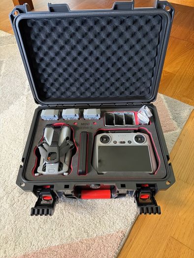 DJI Mini 5 Pro Fly More Combo