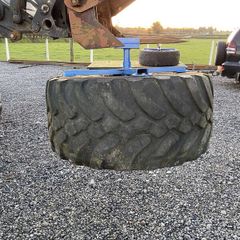 Silage pusher