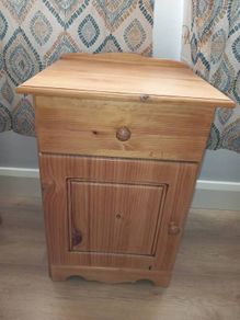 Pine lockers