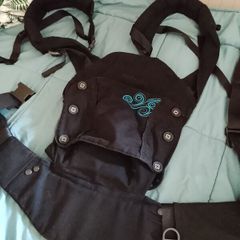 moby aria  baby carrier