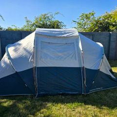 Quechua Arpenaz 4.2 Fresh & Black Tent - 4 Person, 2 Bedroom - Barely Used, Like New