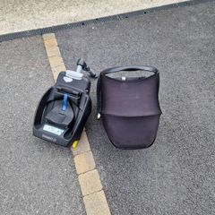 maxi cosy car seat and isofix base