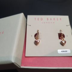 NEW Ted Baker Gold color Heart earrings RRP 39 euro NEW & BOXED
