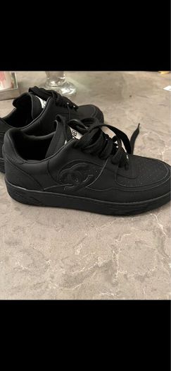 Chanel runners