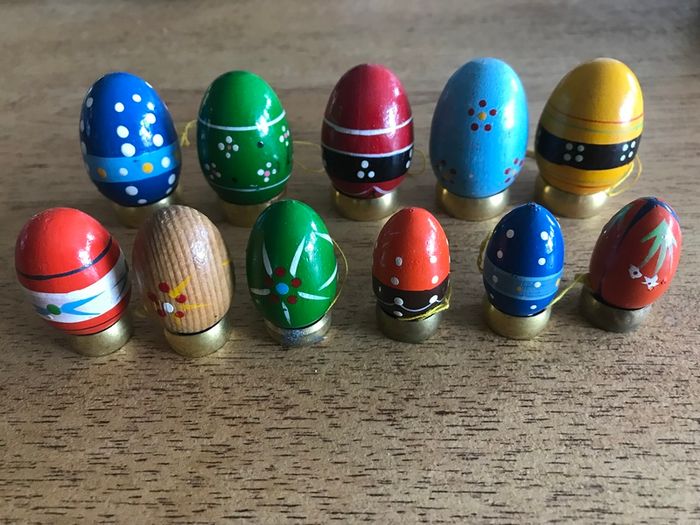 Vintage Hand Painted Wooden eggs (Not toys)