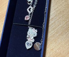 Hellokitty x Swarovski necklace