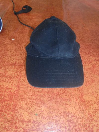 H&M Black Baseball Hat for Sale