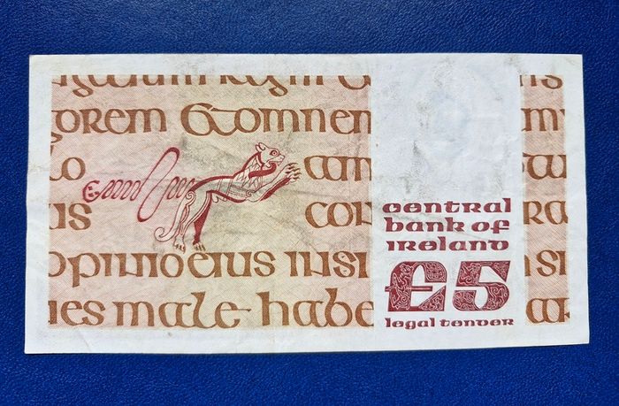 Ireland 1977 Scotus 5 Pound Banknote