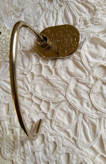 Vintage Handbag Retainer