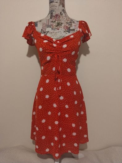 Qed London Floral Dress, New With Tags