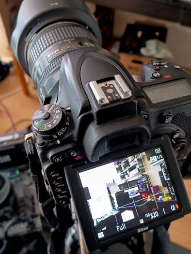 Nikon D750 + 24-120mm f/4 VR + SB-700 Complete Kit