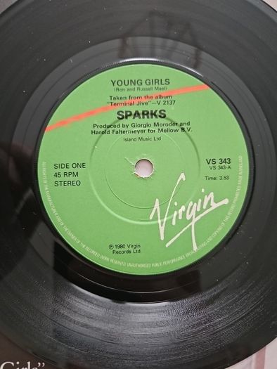 Sparks 7" - Young Girls