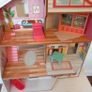 Dolls House (Wooden) Image 7