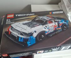 lego technic nascar 9+