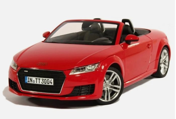 AUDI TT Roadster 2014 - Minichamps Dealer Edition 1/18 New In Box