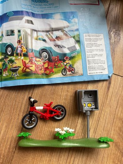 Playmobil Camper Van - almost complete