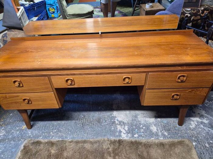 mid-century dressing table