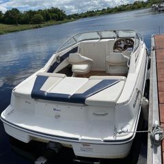 Glastron GT209 Sports Cuddy Cruiser