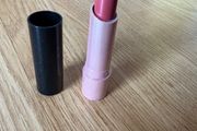 Essence Perfect Shine Lipstick