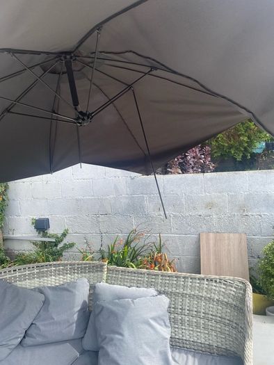 Cantilever Garden Parasol