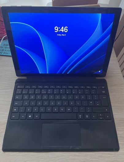 Surface pro 7+ i5/256G/16G