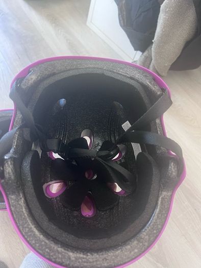 skate helmet