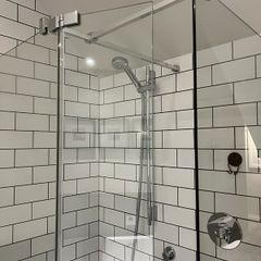 Shower Screen