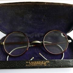 Vintage Antique Round Eye Glasses in original case