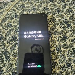 Samsung Galaxy S10e