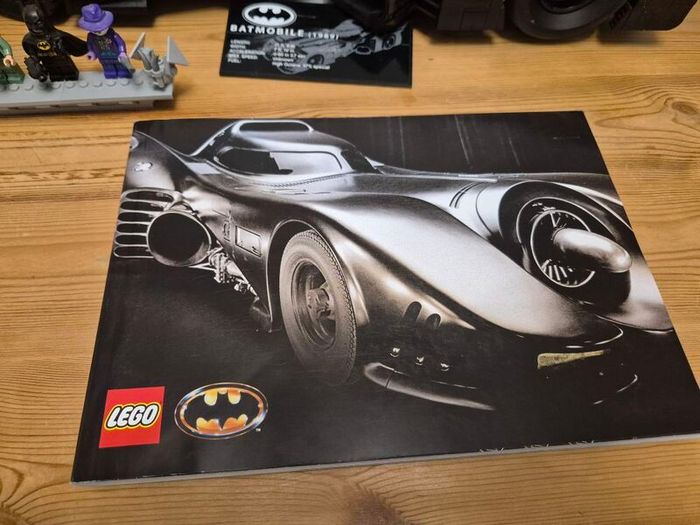 Lego Batman 76139 - The 1989 Batmobile