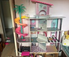LOL Doll  House