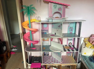 LOL Doll  House
