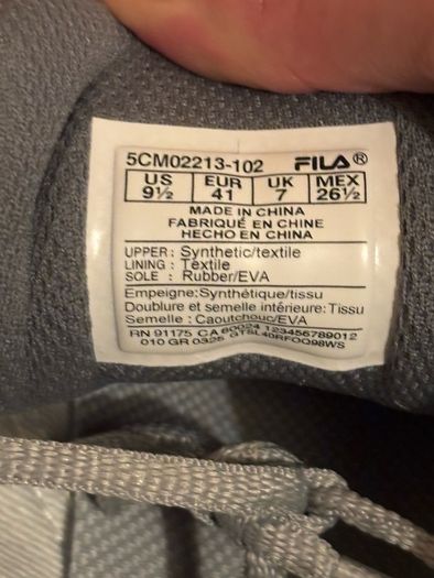 Brand New Ladies Fila Interrun Trainers UK 7 EU 41