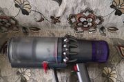 Dyson V11