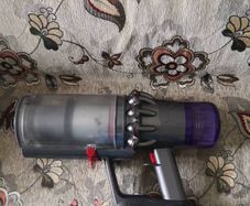 Dyson V11