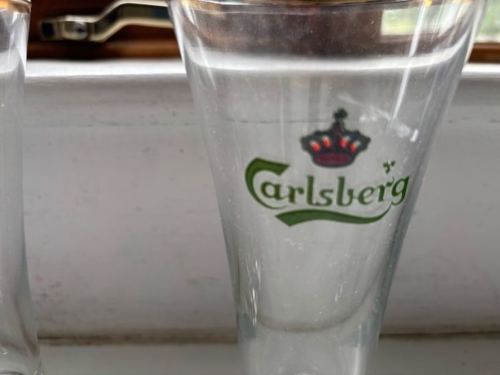 carlsberg vintage half pint glasses