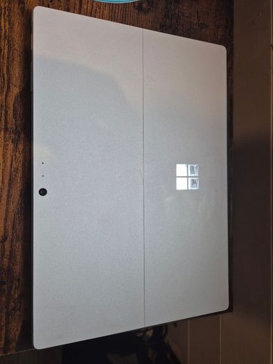Surface pro 4