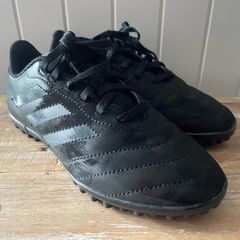 football boots Goletto VIII Juniors Astro Turf Football Boots size 3