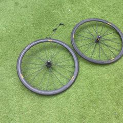 Mavic SSC Carbon wheels. Rim brake
